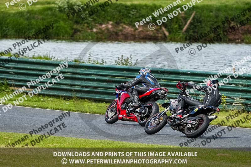 enduro digital images;event digital images;eventdigitalimages;mallory park;mallory park photographs;mallory park trackday;mallory park trackday photographs;no limits trackdays;peter wileman photography;racing digital images;trackday digital images;trackday photos